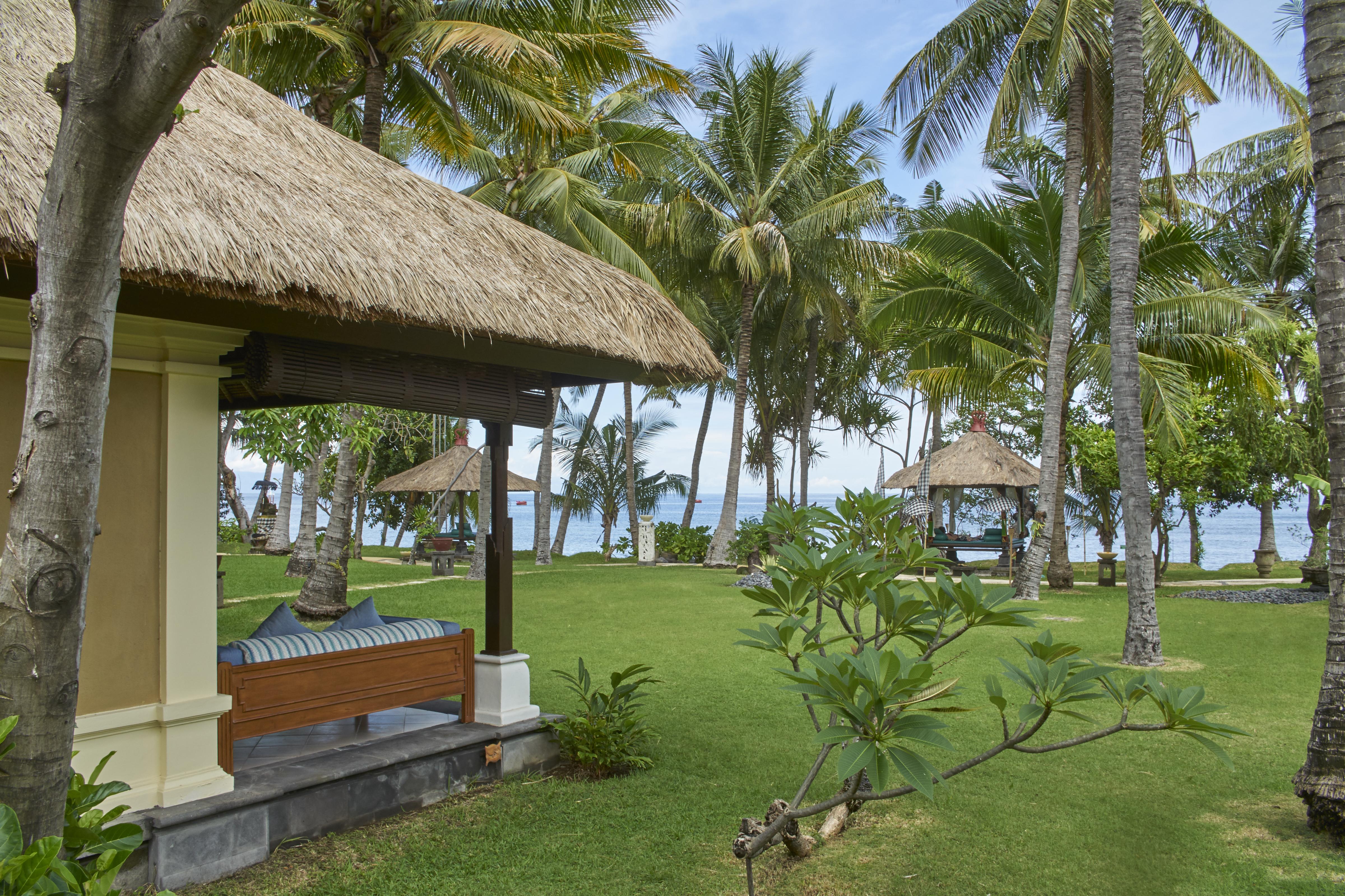 Puri Bagus Lovina Hotel Exterior foto