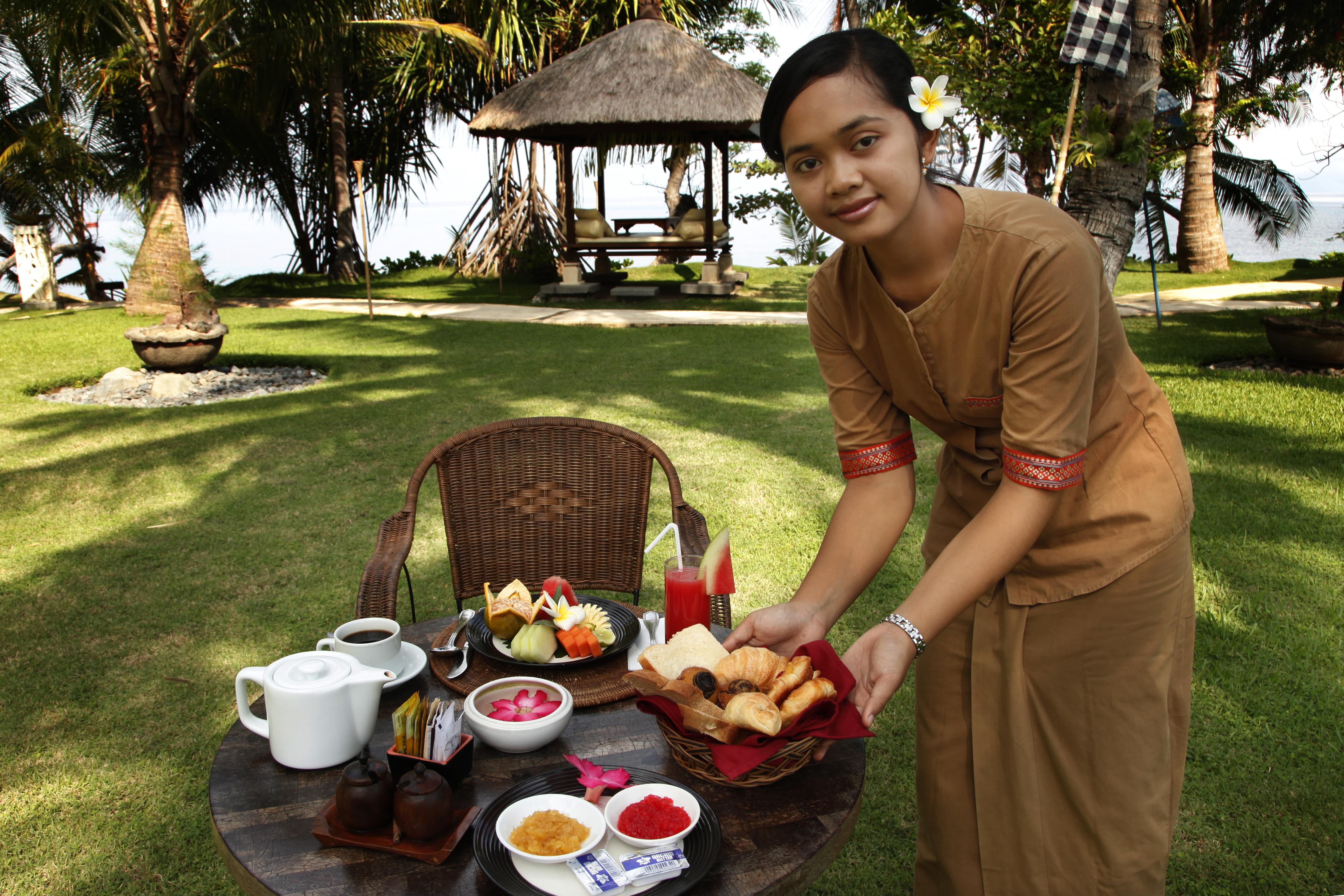 Puri Bagus Lovina Hotel Exterior foto